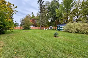 1800 Hutchins St, Berlin, NH 03570 - Photo 37