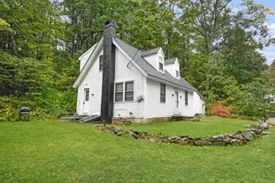18 School House Rd, Sandown, NH 03873 - Photo 3
