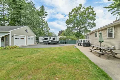 175 Glen Forest Drive, Manchester, NH 03109 - Photo 5