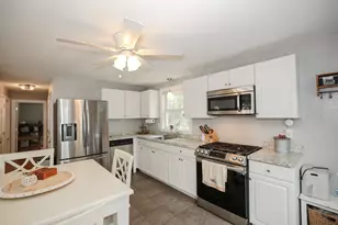 108 Westwood Dr, Nashua, NH 03062 - Photo 13