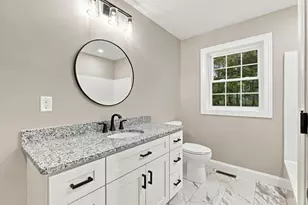 2 Blaisdell Ct, Raymond, NH 03077 - Photo 13