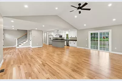 2 Blaisdell Court, Raymond, NH 03077 - Photo 9