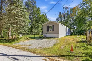 26 Mildred Ave, Raymond, NH 03077 - Photo 25