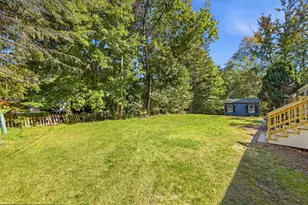 26 Mildred Ave, Raymond, NH 03077 - Photo 27