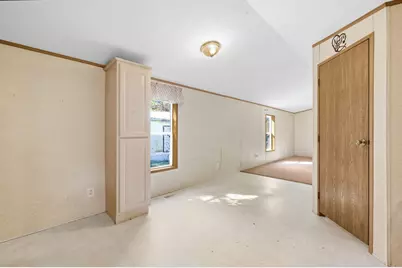 26 Mildred Avenue, Raymond, NH 03077 - Photo 11
