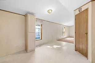 26 Mildred Ave, Raymond, NH 03077 - Photo 11