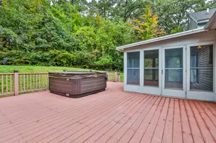34 Joanne Dr, Hooksett, NH 03106 - Photo 37