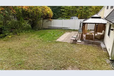 19A Deerwood Drive #A, Amherst, NH 03031 - Photo 37