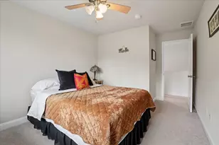 12 Manor Dr, Hooksett, NH 03106 - Photo 25