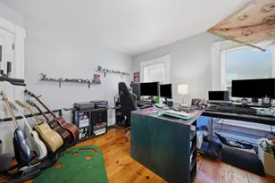 859 Clay St, Manchester, NH 03103 - Photo 15