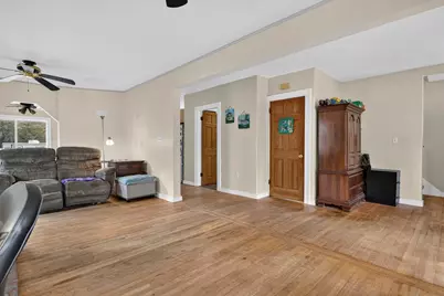 110 Myrtle Street, Claremont, NH 03743 - Photo 15