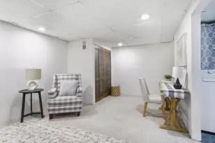 902 Elmwood Dr, Hudson, NH 03051 - Photo 21