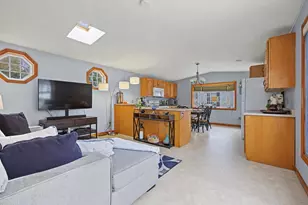 1 Friendship Dr, Salem, NH 03079 - Photo 7