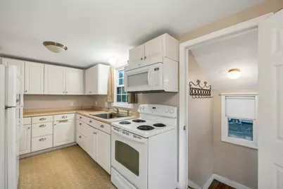 64 Fenton Avenue, Laconia, NH 03246 - Photo 5
