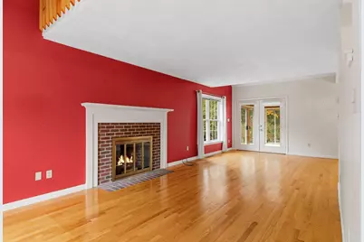 26 Stratham  Green, Stratham, NH 03885 - Photo 5