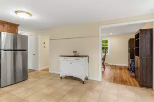 247 East Rd, Hampstead, NH 03841 - Photo 5