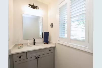 203 Woodview Way #203, Manchester, NH 03102 - Photo 35