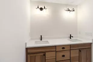 23 Eden Ln, Portsmouth, NH 03801 - Photo 25