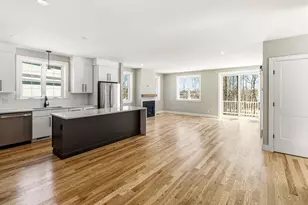 23 Eden Ln, Portsmouth, NH 03801 - Photo 3