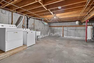 201 Paquette Avenue, Manchester, NH 03104 - Photo 43