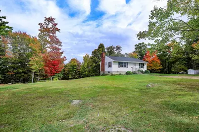 127 Beard Road, New Boston, NH 03070 - Photo 5