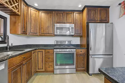 25 Villager Road, Chester, NH 03036 - Photo 9