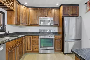 25 Villager Rd, Chester, NH 03036 - Photo 9