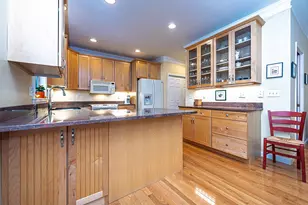 7 Drumlin Rd, Stratham, NH 03885 - Photo 11