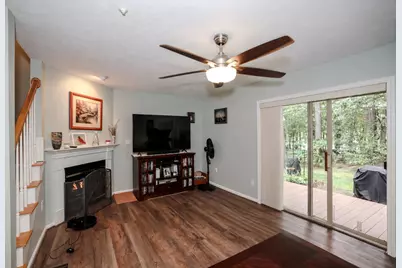 27 Suffolk Court #168, Bedford, NH 03110 - Photo 11
