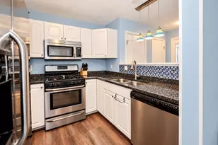 27 Suffolk Ct, Bedford, NH 03110 - Photo 1