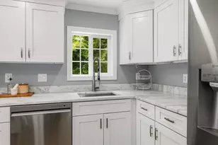8 Brookhaven Rd, Kingston, NH 03848 - Photo 13