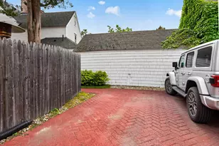 108 Pleasant St, Portsmouth, NH 03801 - Photo 23