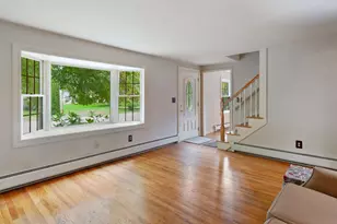 84 Locke Rd, Hampton, NH 03842 - Photo 9