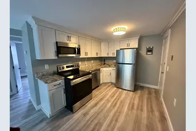 101 East Broadway Street #8, Derry, NH 03038 - Photo 3
