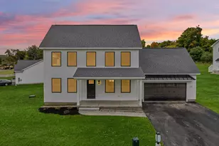 11 Robin Wy, Chester, NH 03036 - Photo 1