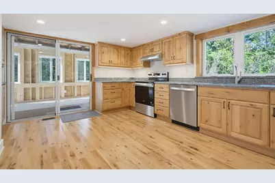 36 Winnicut Road, Greenland, NH 03840 - Photo 5