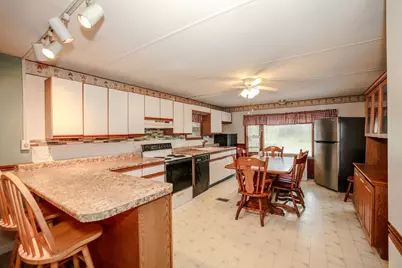216 Friendship Avenue, Pembroke, NH 03275 - Photo 7