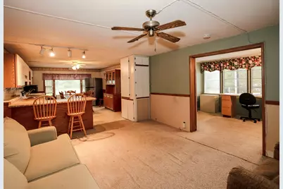 216 Friendship Avenue, Pembroke, NH 03275 - Photo 3