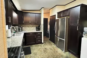 156 N River Rd, Epping, NH 03042 - Photo 5