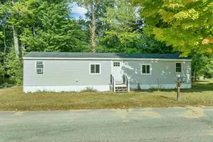 34 Cherry St, Belmont, NH 03220 - Photo 1