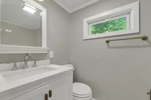 34 Cherry St, Belmont, NH 03220 - Photo 41