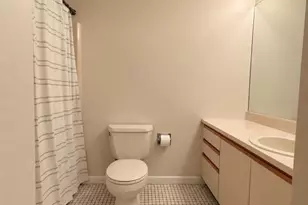 300 Candlewood Park, Nashua, NH 03062 - Photo 15