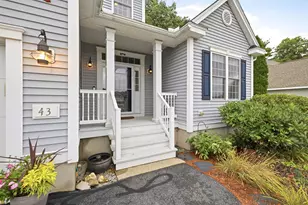 43 Sawgrass Cir, Londonderry, NH 03053 - Photo 3