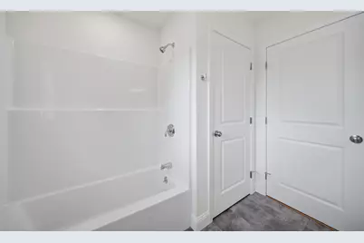 106 Lock Street #B, Nashua, NH 03064 - Photo 29