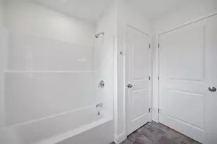 106 Lock St, Nashua, NH 03064 - Photo 29