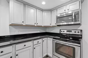 20 Highland Ln, Manchester, NH 03109 - Photo 15