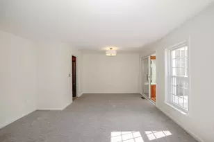 102 River Grant Dr, Hopkinton, NH 03229 - Photo 7