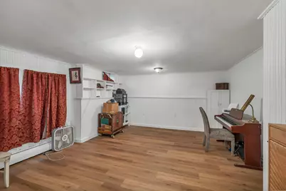 17 Manchester Street, Pittsfield, NH 03263 - Photo 29