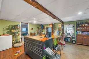 17 Manchester St, Pittsfield, NH 03263 - Photo 49
