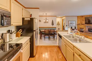 75 Riverfront Dr, Woodstock, NH 03262 - Photo 9